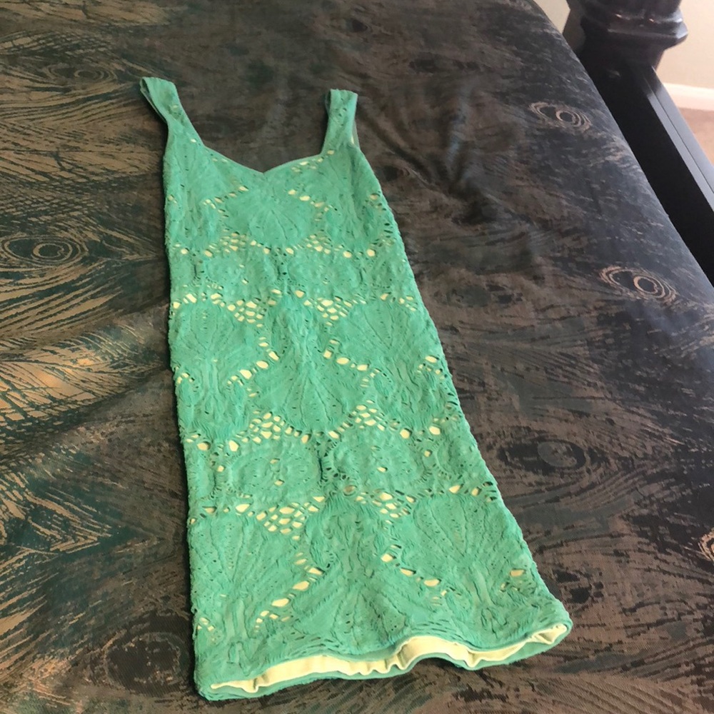 Dress - Picture 4 of 4